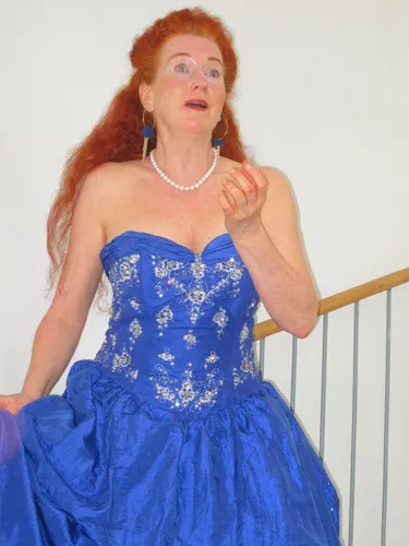 A. S. Karin Wettig