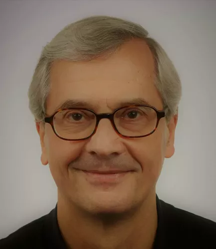Andreas W. Zetzsche