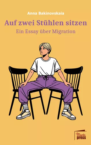 Auf zwei Stühlen sitzen