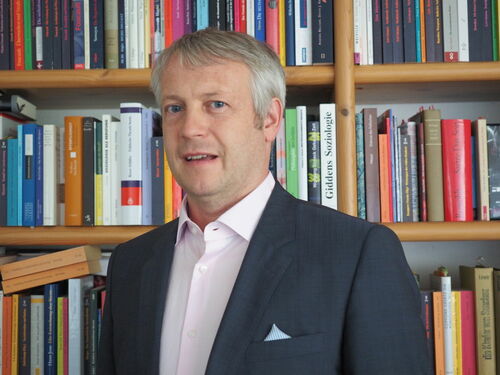 Dietmar J. Wetzel