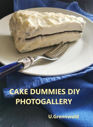 DIY cake dummies, made with love and garbage