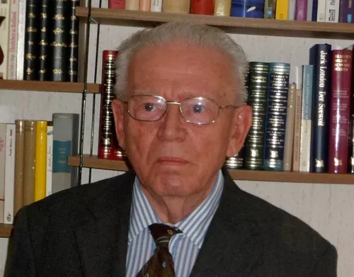 Ernst Woll