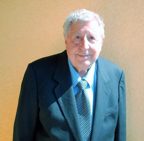 Günther Wolf
