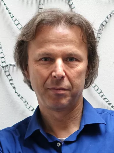 Sakir Gökcebag