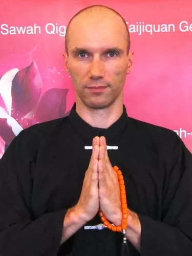 Die 18 Übungen Des Taiji-Qigong By Gabi Philippsen