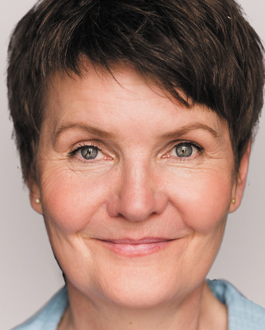 Susanne Dobrusskin